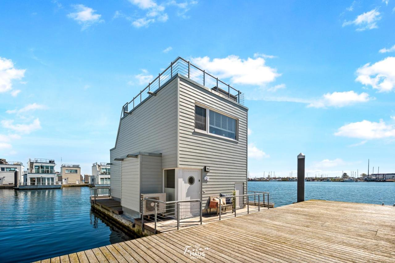 Schwimmendes Haus Aloha Olpenitz Exterior photo